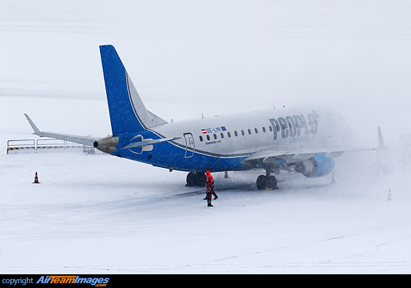 Embraer ERJ-170LR Embraer ERJ-170LR