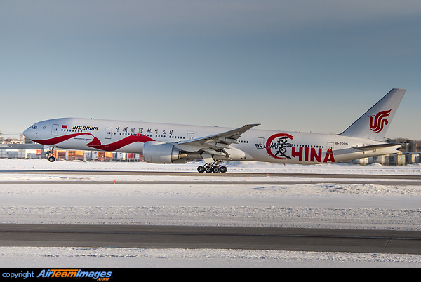 Boeing 777-39L/ER Boeing 777-39L/ER