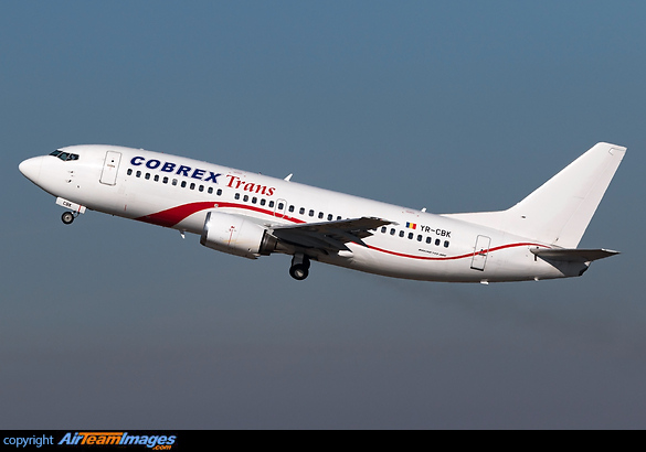 Boeing 737-382 Boeing 737-382