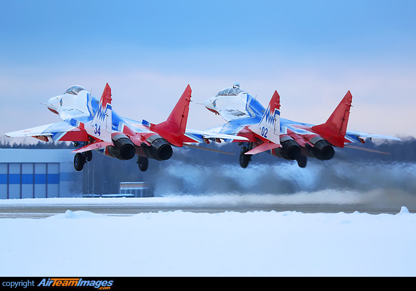 Mikoyan Gurevich MiG-29UB Mikoyan Gurevich MiG-29UB