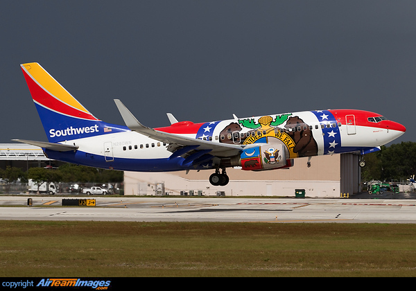 Boeing 737-7H4 Boeing 737-7H4