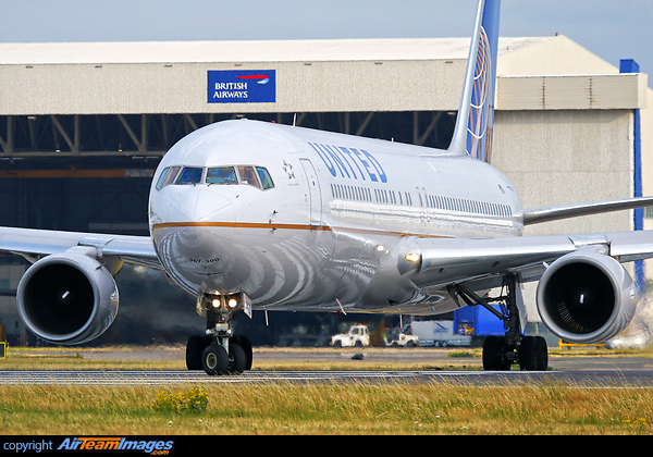 Boeing 767-322/ER Boeing 767-322/ER