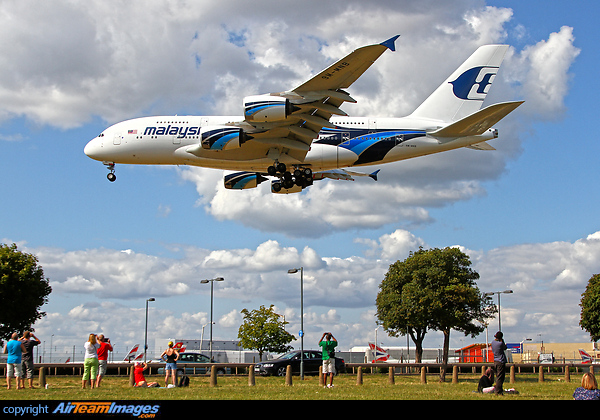 Airbus A380-841 Airbus A380-841
