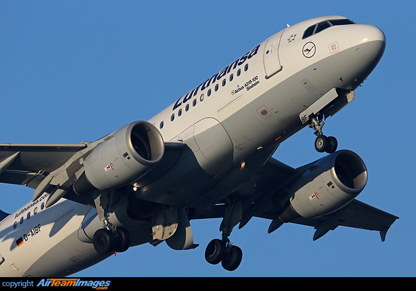 Airbus A319-112 Airbus A319-112