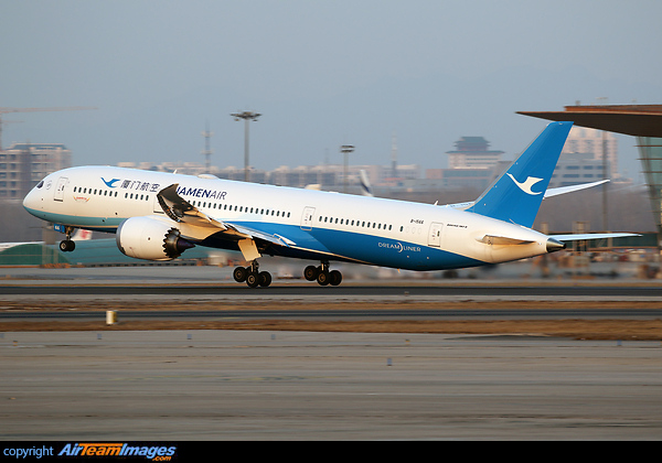 Boeing 787-9 Dreamliner Boeing 787-9 Dreamliner