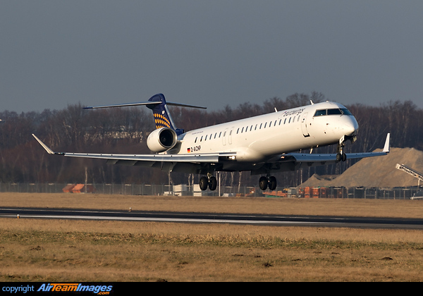 Bombardier CRJ-900LR Bombardier CRJ-900LR