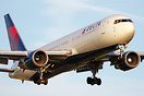 Boeing 767-332/ER