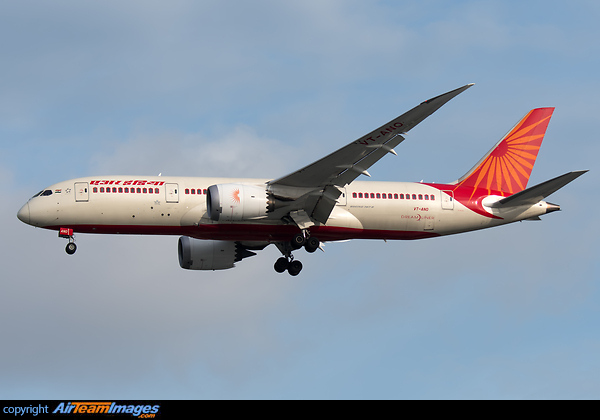 Boeing 787-8 Dreamliner Boeing 787-8 Dreamliner