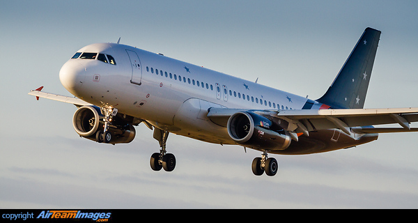Airbus A320-233 Airbus A320-233