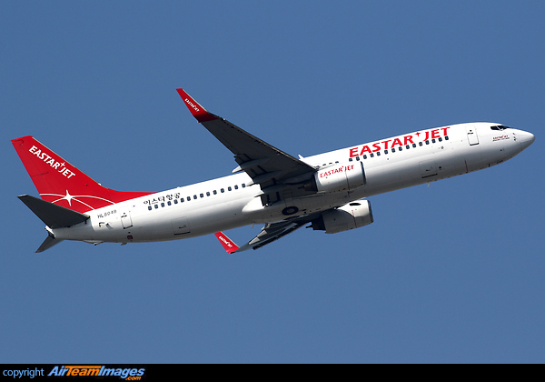 Boeing 737-808 Boeing 737-808