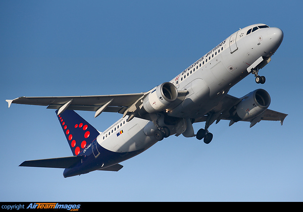 Airbus A320-214 Airbus A320-214