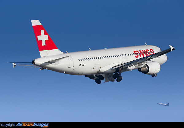 Airbus A320-214 Airbus A320-214