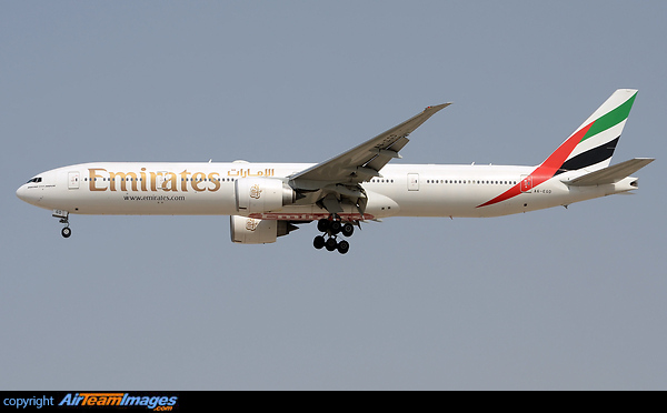 Boeing 777-31H/ER Boeing 777-31H/ER