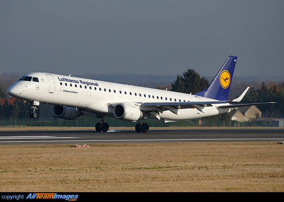 Embraer ERJ-195AR Embraer ERJ-195AR