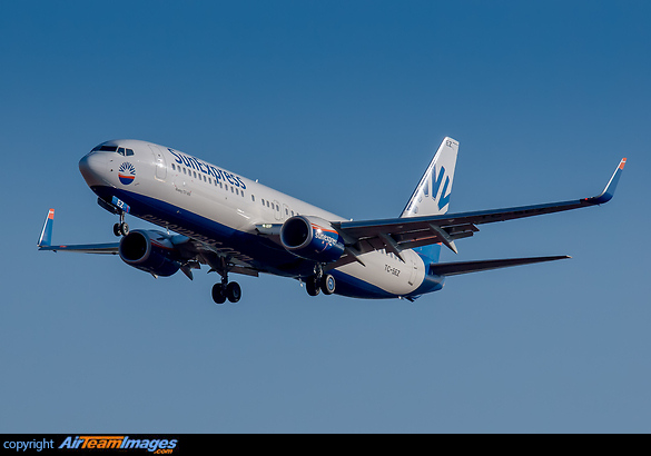 Boeing 737-8HC Boeing 737-8HC