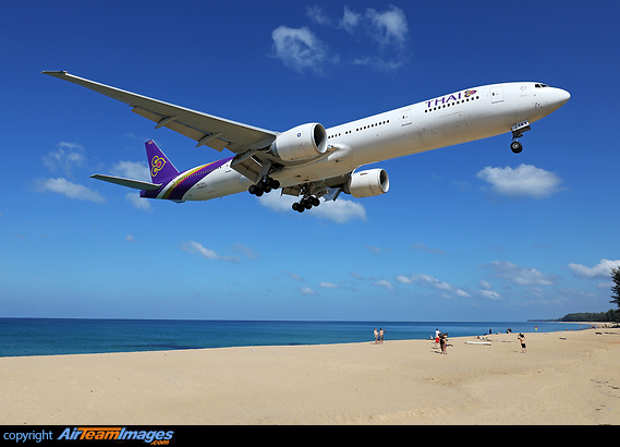 Boeing 777-3D7/ER Boeing 777-3D7/ER