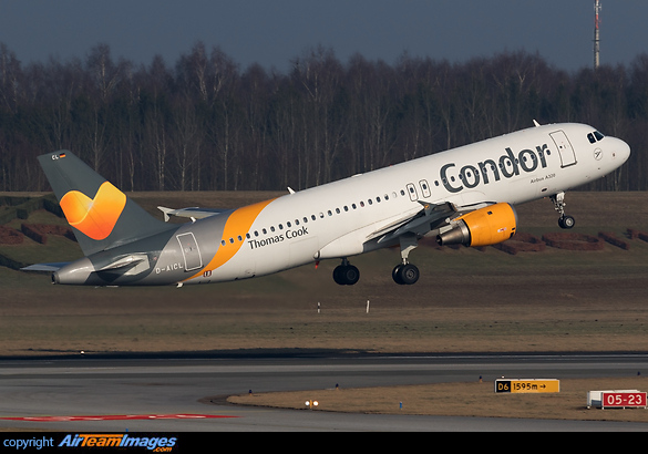 Airbus A320-212 Airbus A320-212