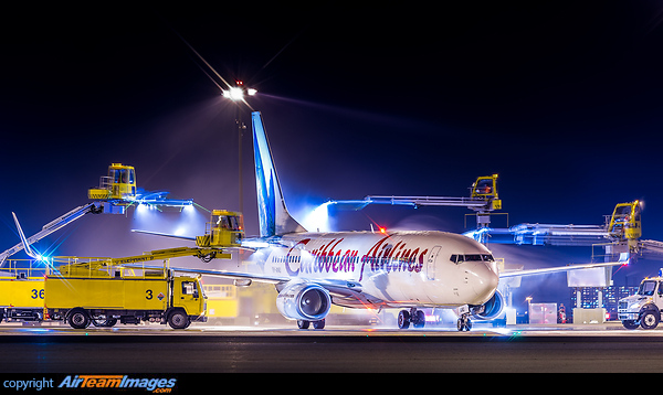 Boeing 737-8Q8 Boeing 737-8Q8