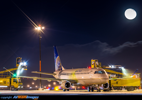 Embraer ERJ-175LR Embraer ERJ-175LR