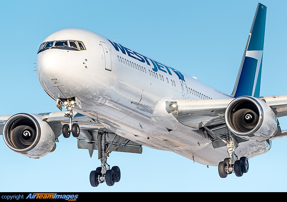 Boeing 767-338/ER Boeing 767-338/ER