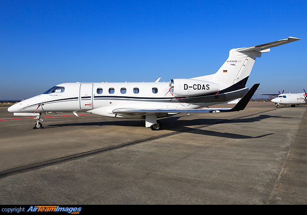 Embraer Phenom 300