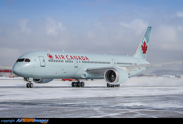 Boeing 787-9 Dreamliner Boeing 787-9 Dreamliner