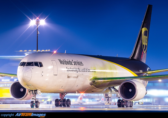 Boeing 767-34AF/ER Boeing 767-34AF/ER