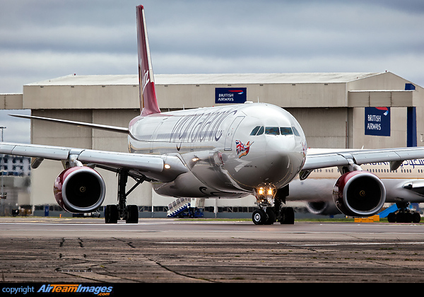 Airbus A330-343 Airbus A330-343
