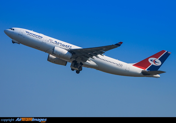 Airbus A330-243 Airbus A330-243