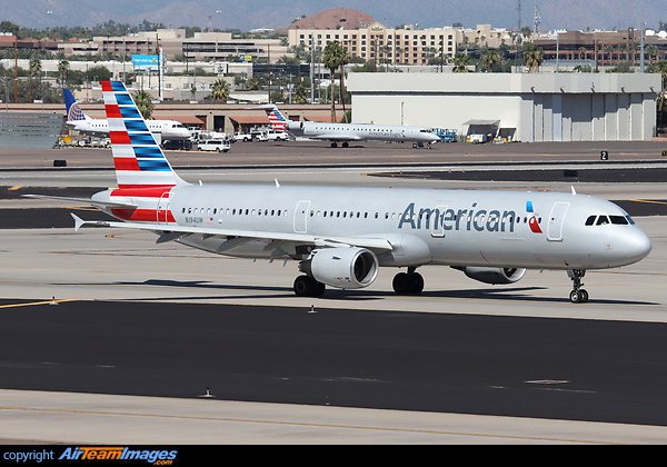 Airbus A321-211 Airbus A321-211
