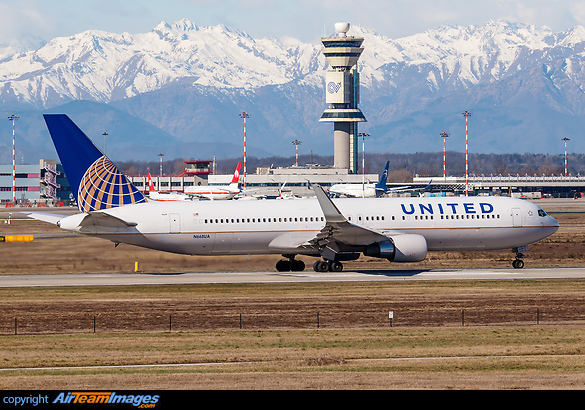 Boeing 767-322/ER Boeing 767-322/ER