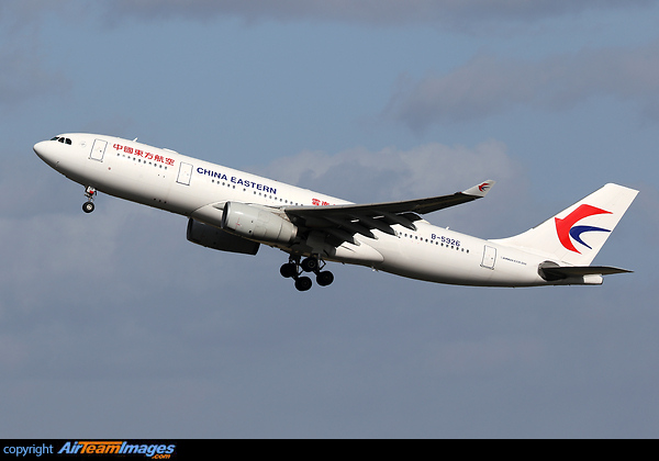 Airbus A330-243 Airbus A330-243