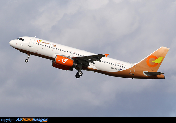 Airbus A320-232 Airbus A320-232