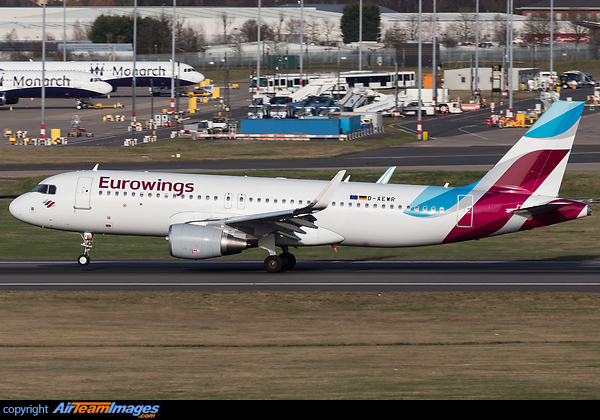 Airbus A320-232 Airbus A320-232