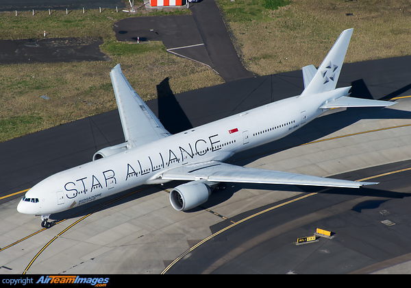 Boeing 777-312/ER Boeing 777-312/ER