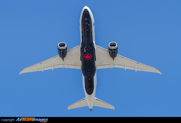 Boeing 787-8 Dreamliner Boeing 787-8 Dreamliner