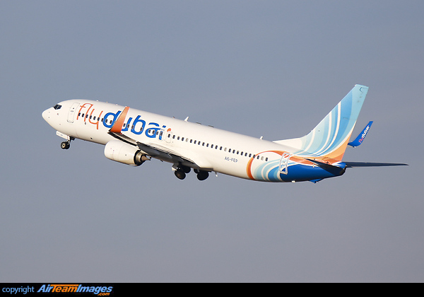 Boeing 737-8KN Boeing 737-8KN