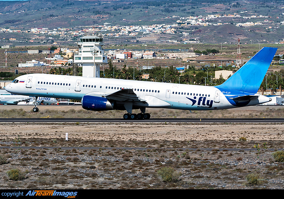 Boeing 757-2Y0 Boeing 757-2Y0