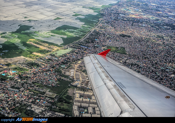 Airbus A320-216 Airbus A320-216