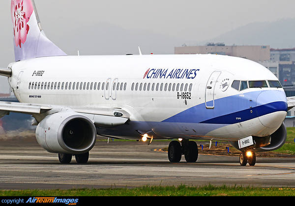Boeing 737-8Q8 Boeing 737-8Q8