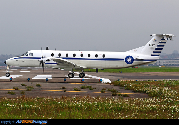 Beechcraft 1900C Beechcraft 1900C