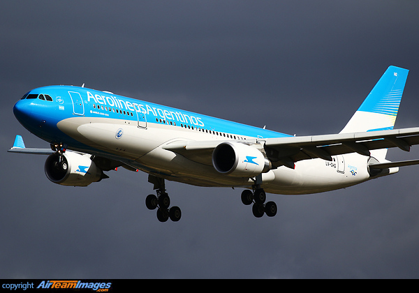 Airbus A330-202 Airbus A330-202