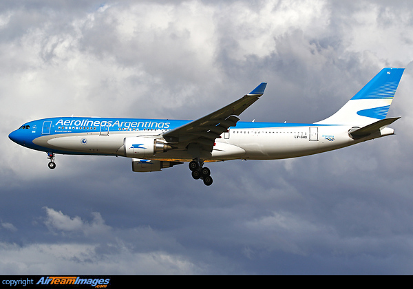 Airbus A330-202 Airbus A330-202