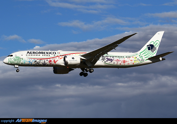 Boeing 787-9 Dreamliner Boeing 787-9 Dreamliner