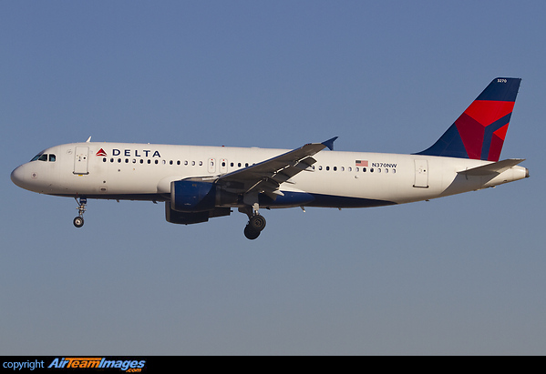 Airbus A320-212 Airbus A320-212