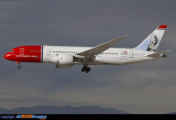 Boeing 787-8 Dreamliner Boeing 787-8 Dreamliner