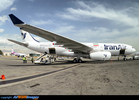 Airbus A330-243 Airbus A330-243
