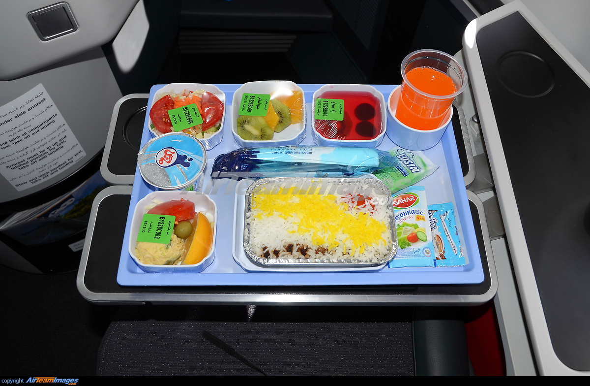 Iran Air Business Class Meal - Large Preview - AirTeamImages.com