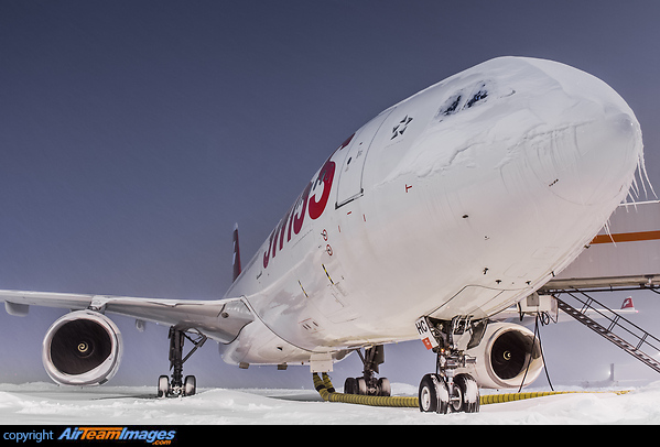 Airbus A330-343X Airbus A330-343X