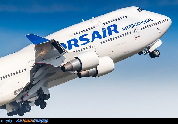 Boeing 747-422 Boeing 747-422